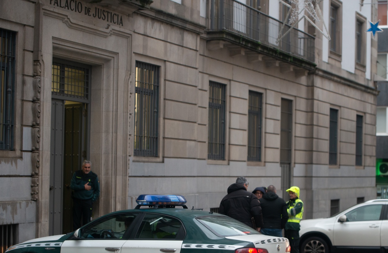 Imagen de la entrada a la Audiencia Provincial de Pontevedra (Foto: Europa Press / Archivo).