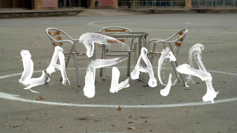 Imagen de la serie 'La Plaça', impulsada por el Teatre Lliure y CaixaForum+ © CaixaForum+