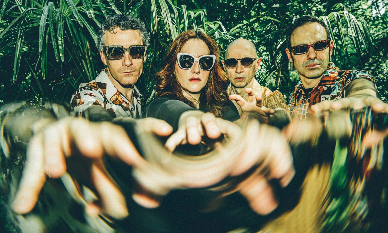  Juan Pérez Marina, Ricardo Moreno, María Arranz Fernández y Javier Díez Ena forman L´Exotighost