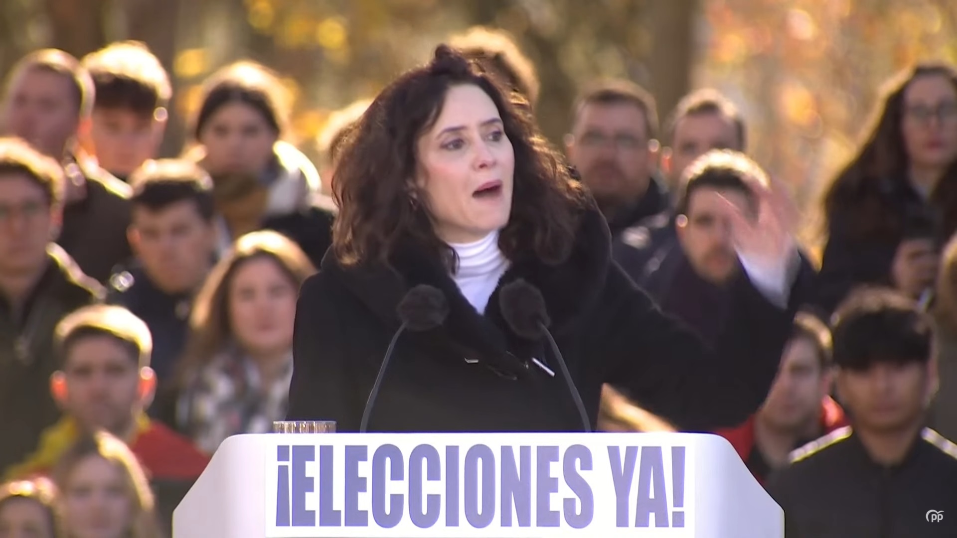 La presidenta madrileña, Isabel Díaz Ayuso, en el templo de Debod. PP