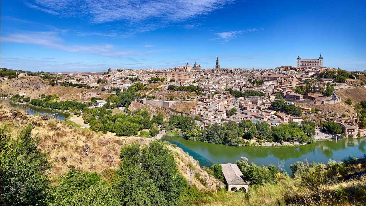 El río Tajo a su paso por Toledo. EP.