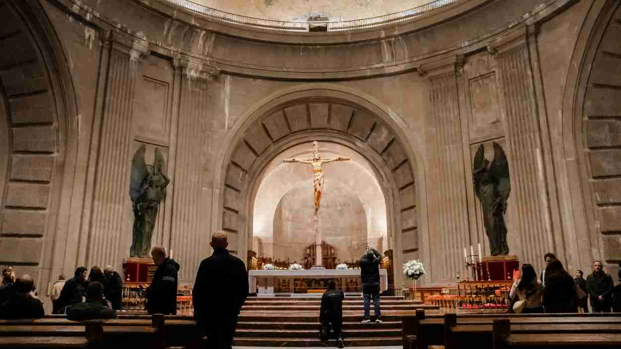 Interior de la basílica del conjunto monumental del Valle de Cuelgamuros. Europa Press