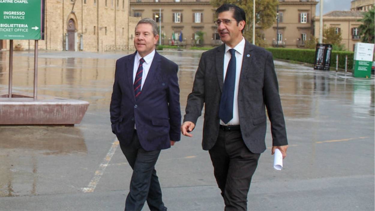 Emiliano García-Page, presidente de Castilla-La Mancha, y José Manuel Caballero, vicepresidente segundo. Archivo JCCM.