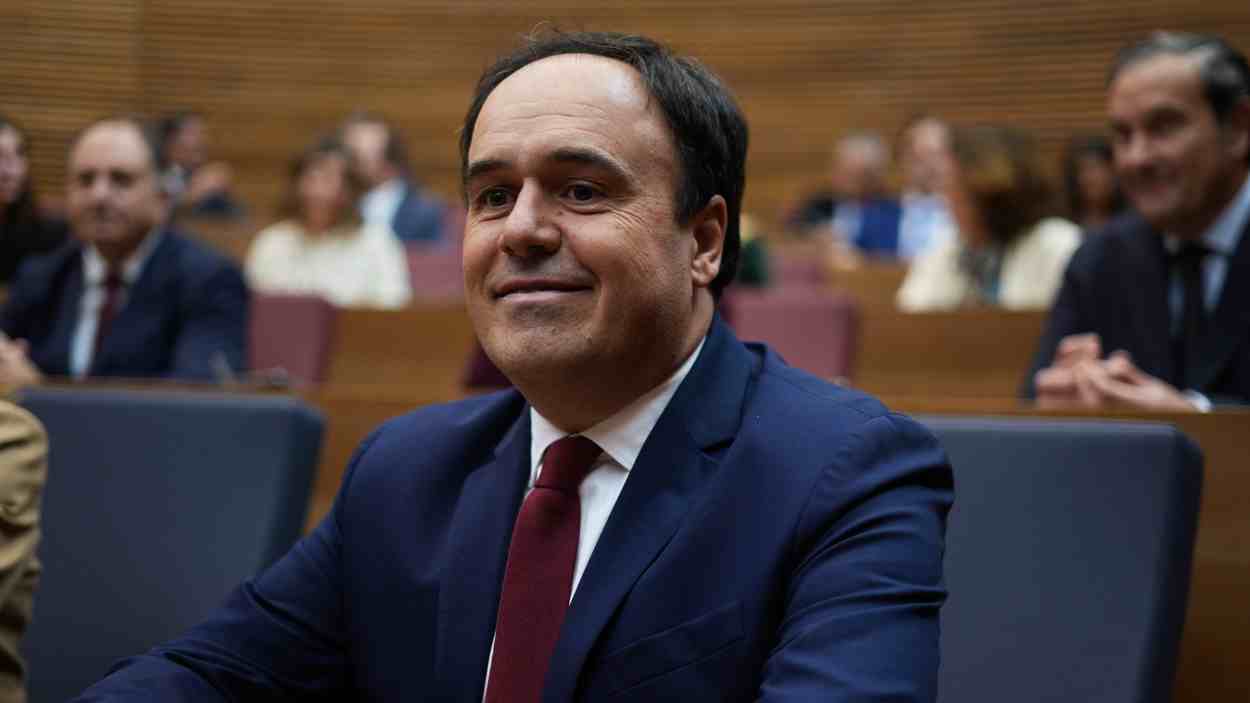 Pérez Llorca toma posesión del cargo. EP