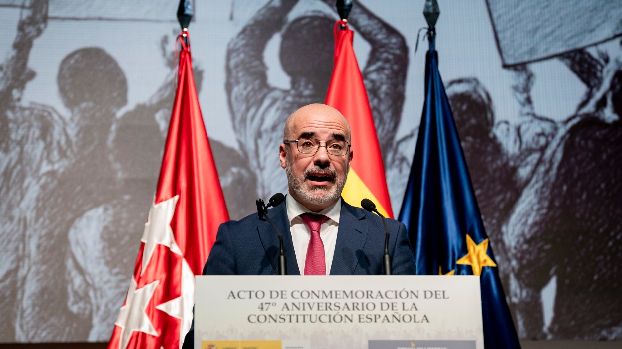 El delegado del Gobierno en Madrid, Francisco Martín, durante el acto conmemorativo de la Constitución celebrado en la UNED. EP