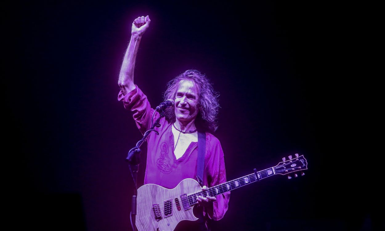 Robe Iniesta durante un concierto. EP