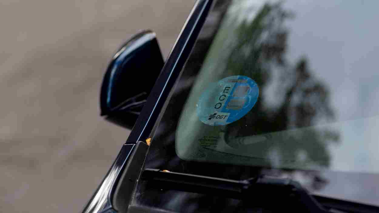 Ampliada un año más la moratoria de acceso a vehículos sin etiqueta en Madrid por parte del Ayuntamiento. EP