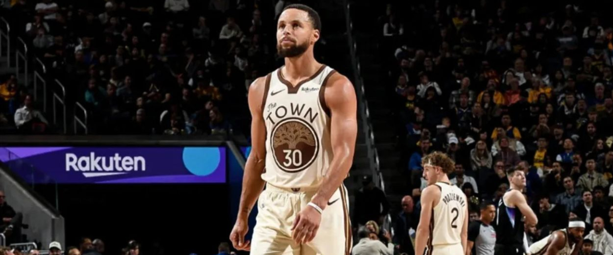 El enésimo truco del mago Stephen Curry que asombra al mundo