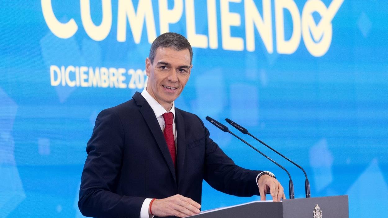 El presidente del Gobierno, Pedro Sánchez, durante una rueda de prensa, en el Palacio de la Moncloa, a 15 de diciembre de 2025. EP.