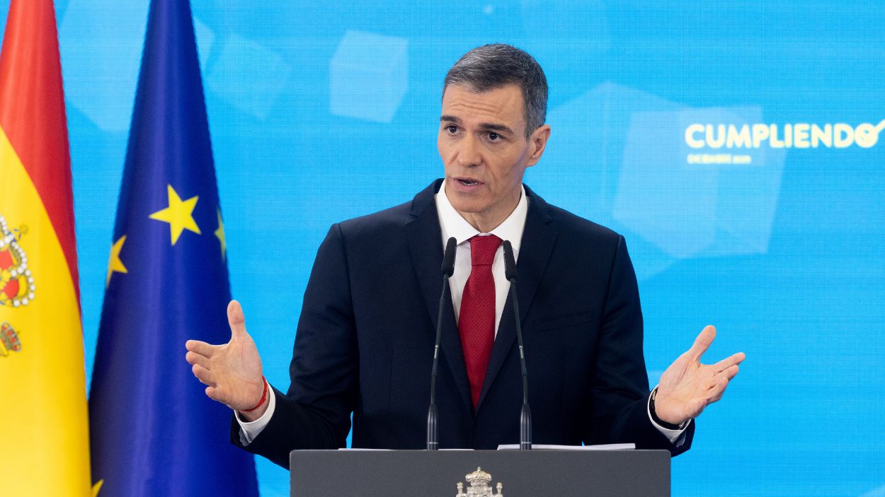 El presidente del Gobierno, Pedro Sánchez, durante una rueda de prensa en el Palacio de la Moncloa. EP.