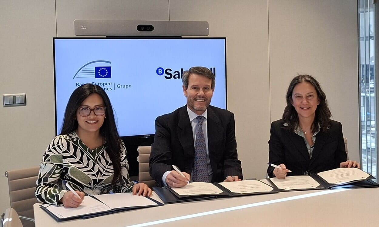 Banco Sabadell y Grupo BEI formalizan una nueva cédula hipotecaria y una operación de titulización. BANCO SABADELL