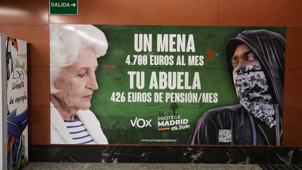 La Fiscalía de Madrid abre diligencias contra el cartel de Vox en Sol
