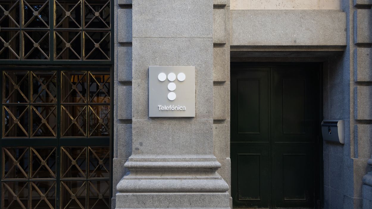 Fachada del edificio de Telefónica en la Gran Vía de Madrid. EP.