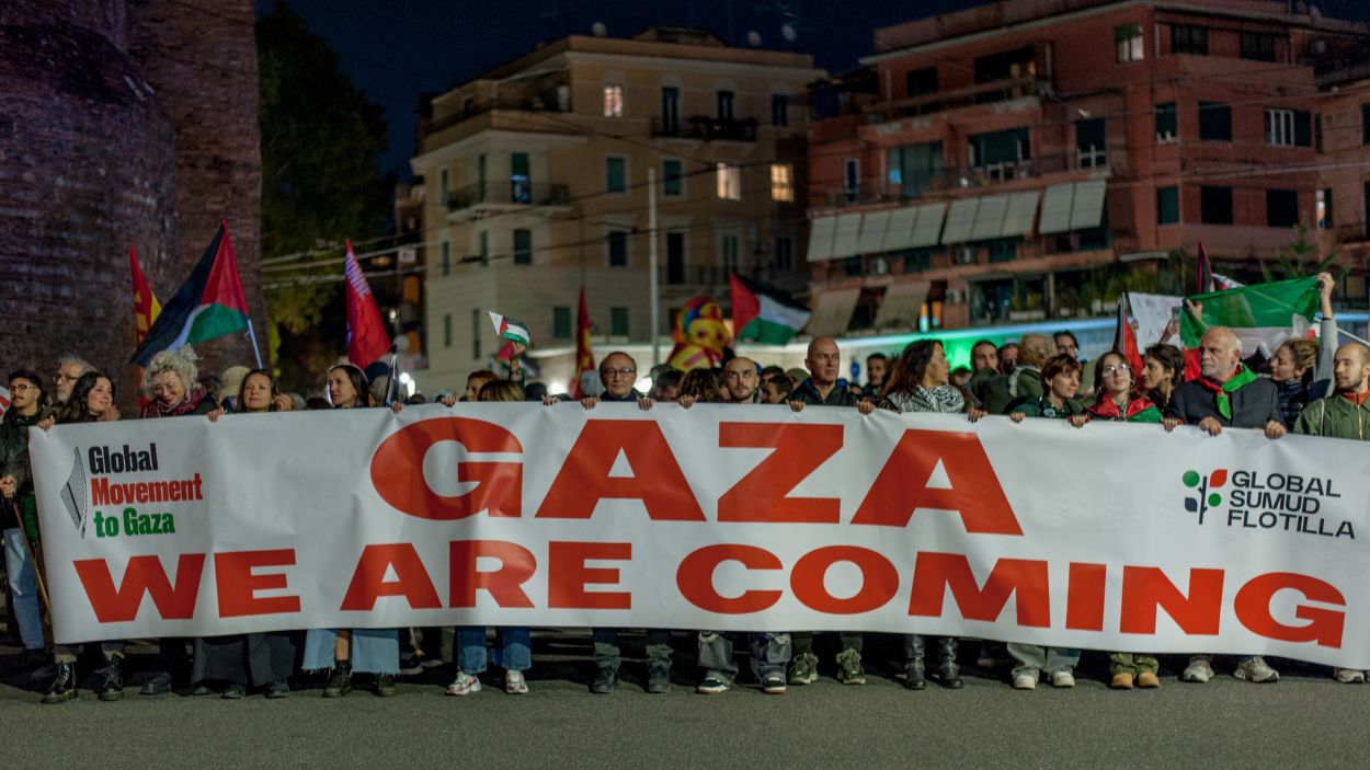 La Global Sumud Flotilla en una manifestación por Palestina. EP.