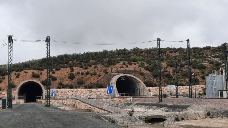 Infraestructura ferroviaria en el tramo comprendido entre Archidona y Riofrío, perteneciente a la Línea de Alta Velocidad Antequera-Granada. ADIF