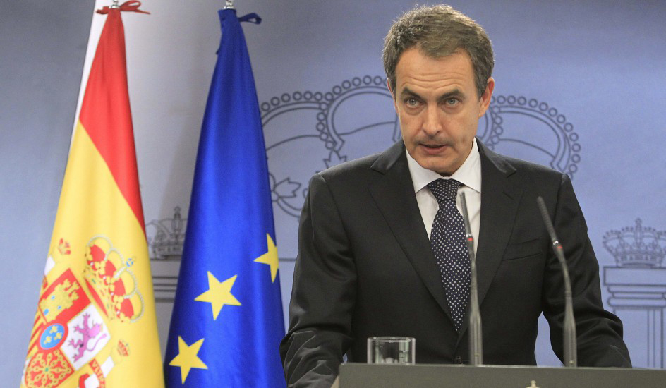 Comparecencia de Zapatero en 2011 tras el anuncio de ETA de cese definitivo de su actividad armada