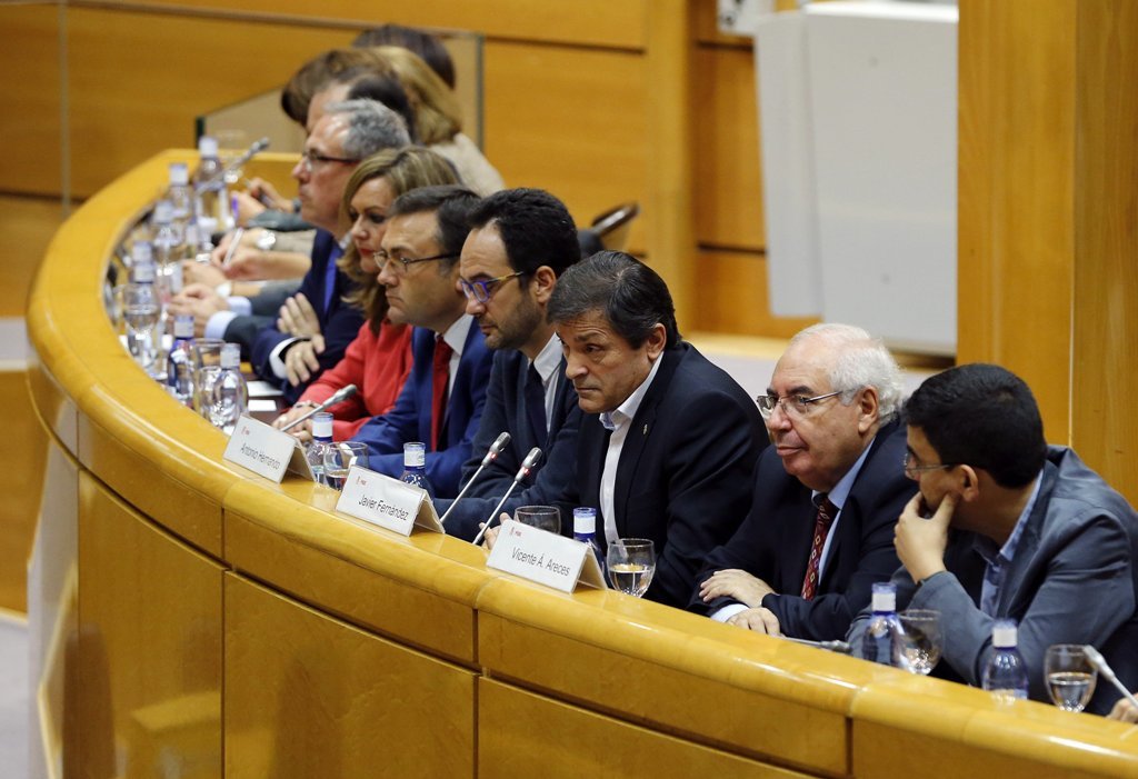 Reunión del grupo parlamentario socialista del Senado y el Congreso