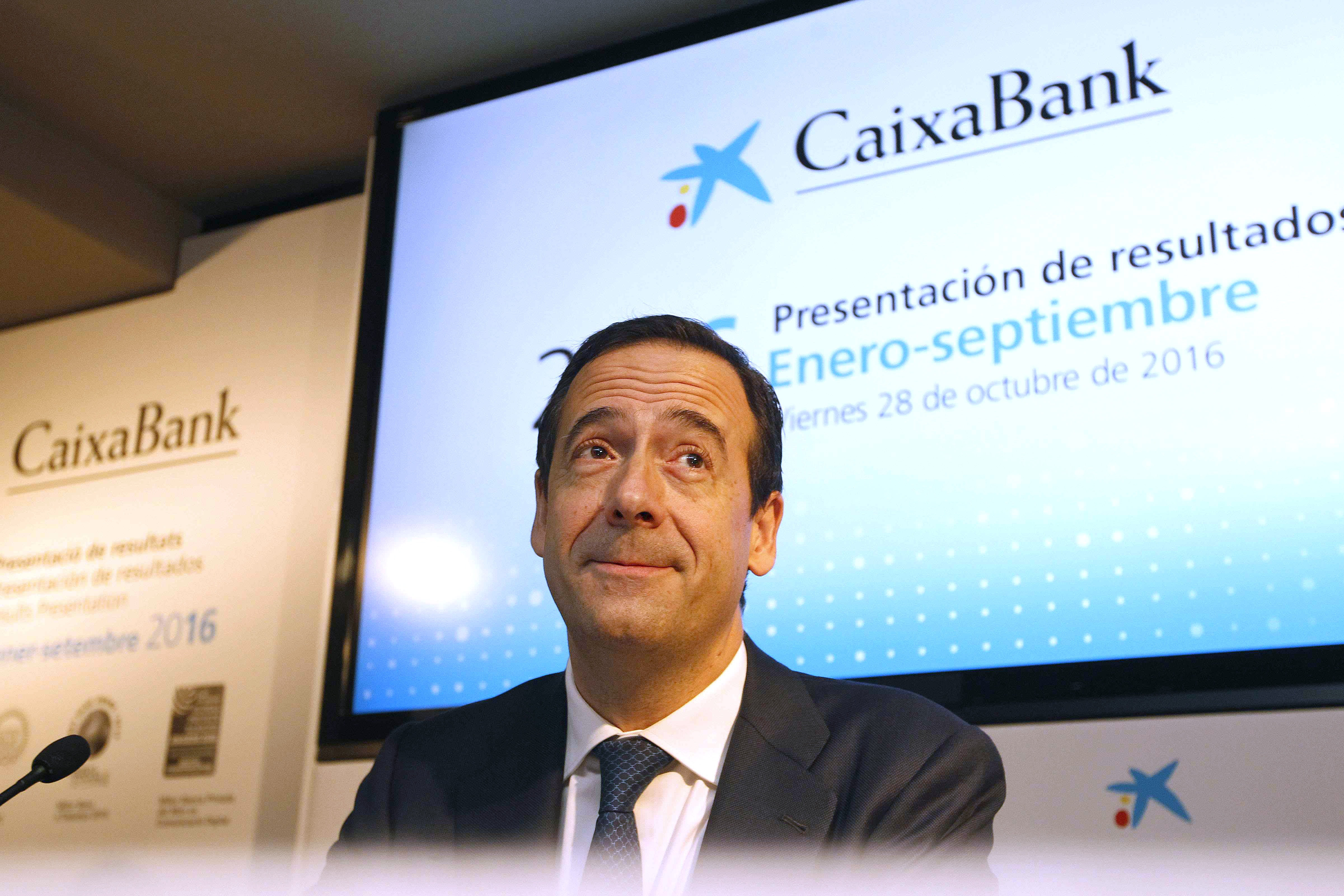Gonzalo Cortázar, Consejero delegado de CaixaBank, durante la rueda de prensa de presentación de resultados