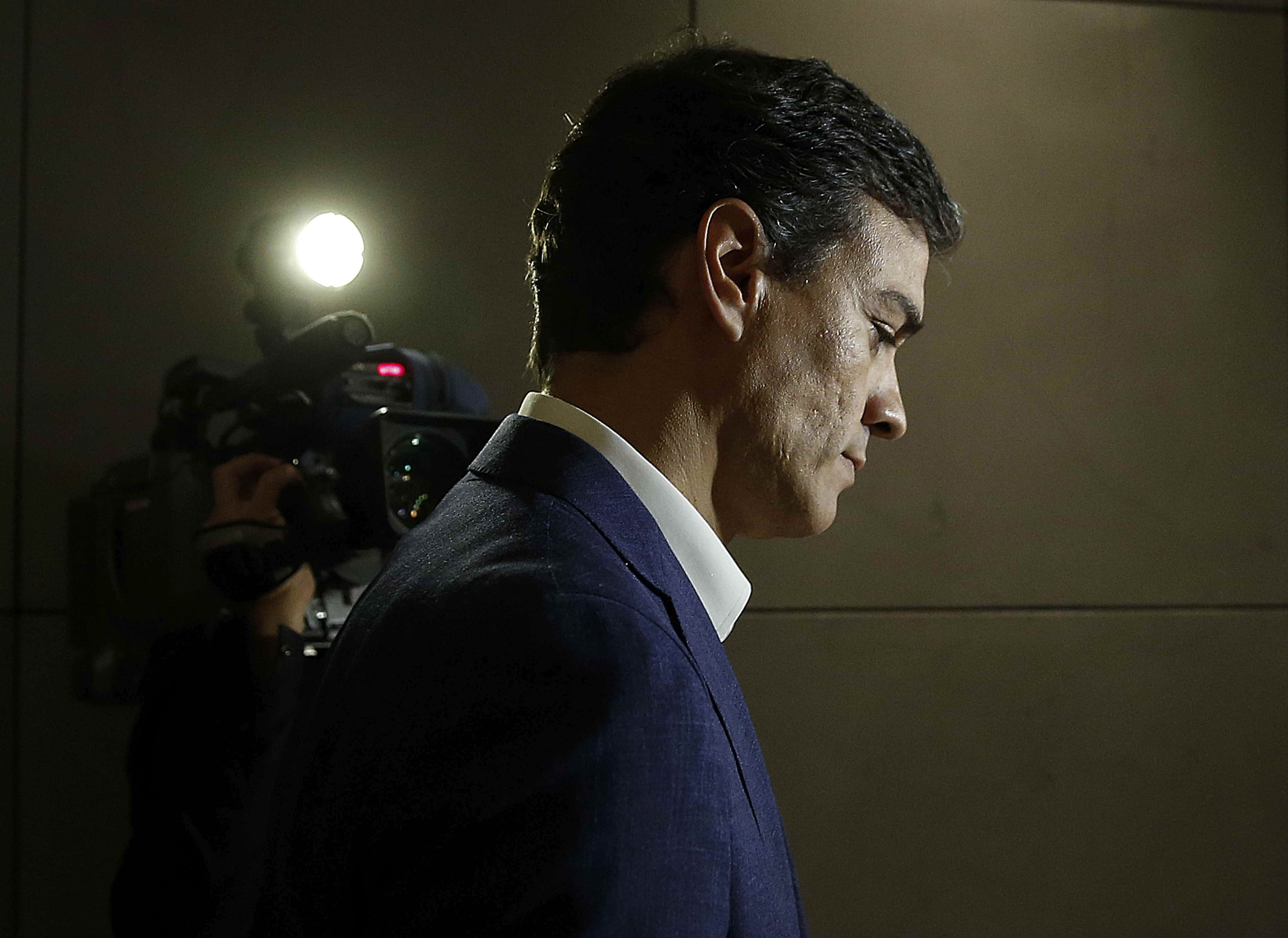 Pedro Sánchez el día que renunció a su acta de diputado para no abstenerse en la investidura de Rajoy