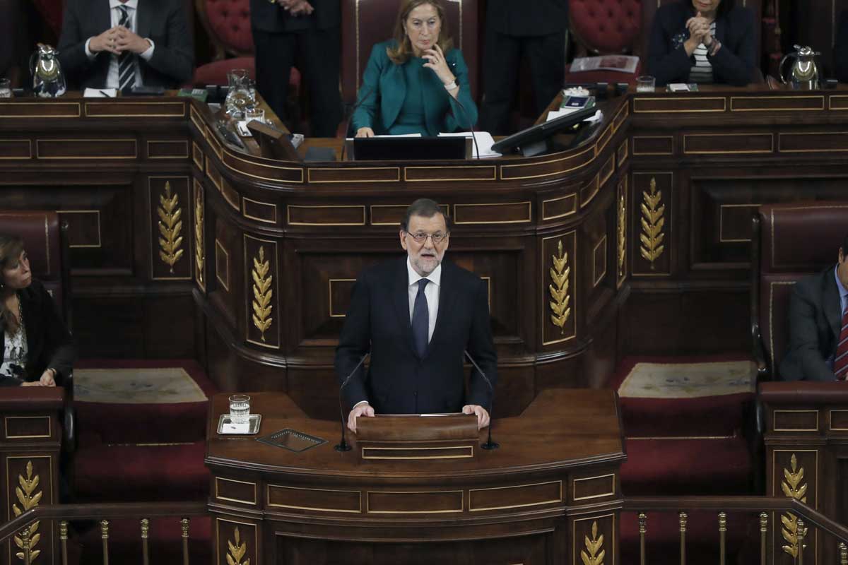 El líder del PP y presidente del Gobierno en funciones, Mariano Rajoy, durante su intervención en el debate de su investidura. 