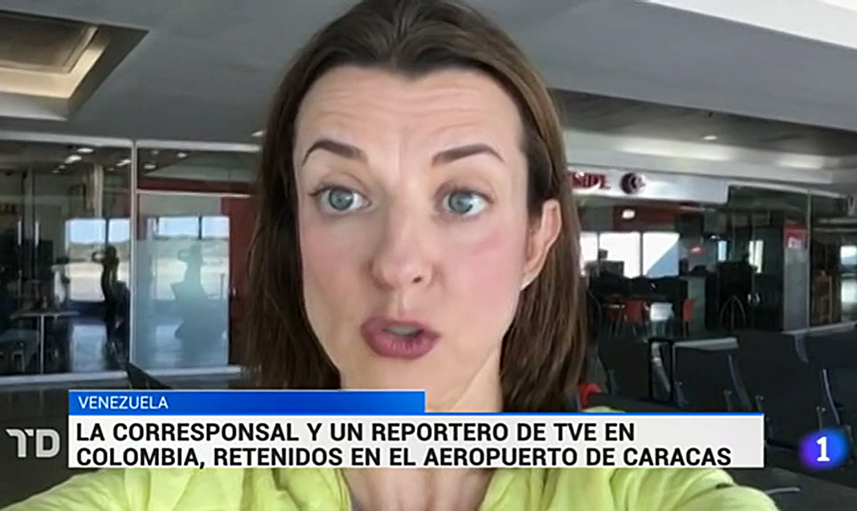 Nuria Ramos es la corresponsal en Colombia desplazada por TVE a Venezuela. 