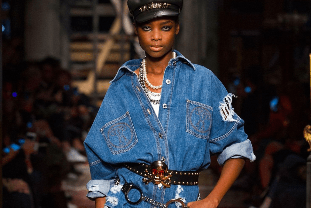 Moschino-new-denim-line-1024x686-1.png