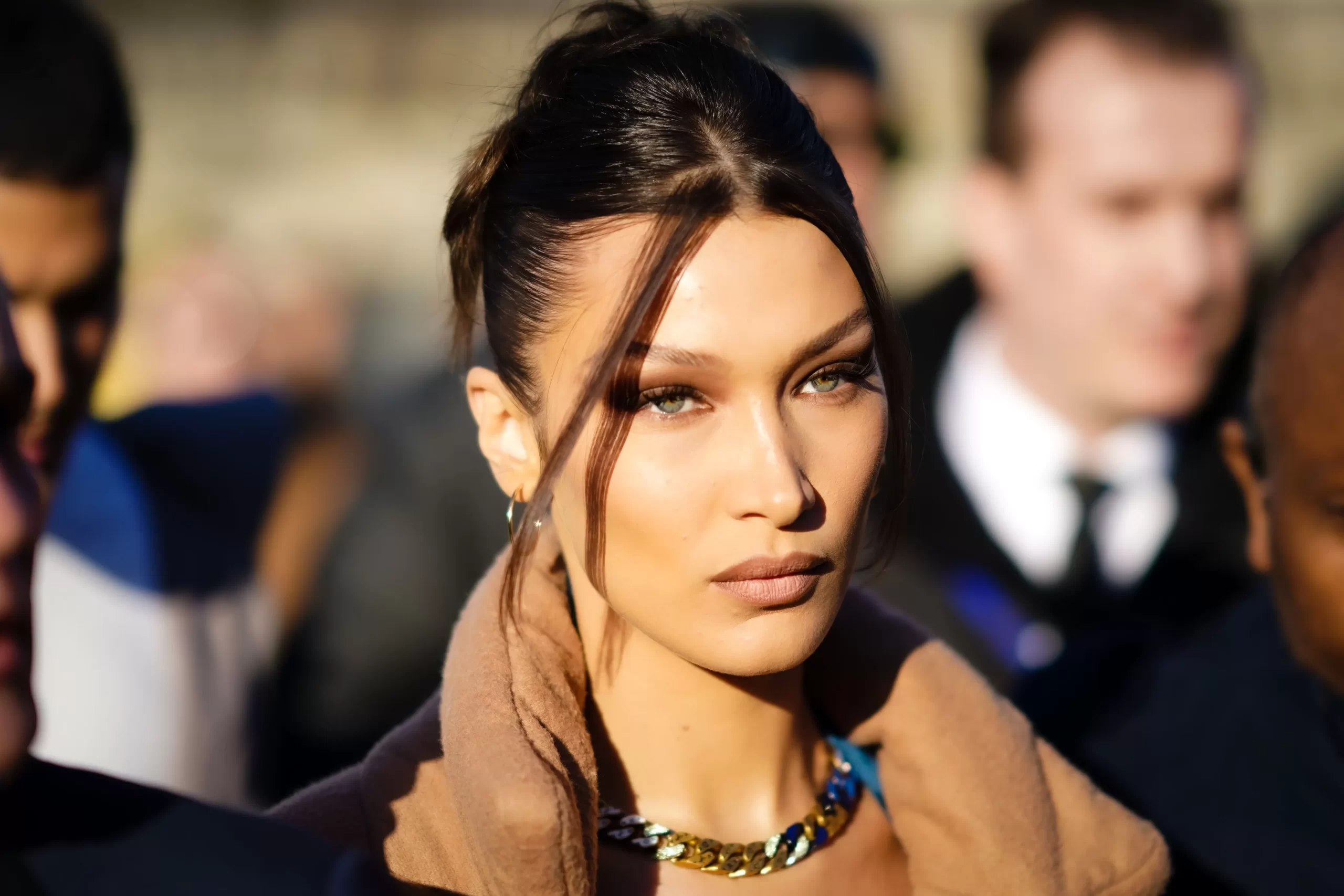 bella-hadid-1-14225-scaled.webp