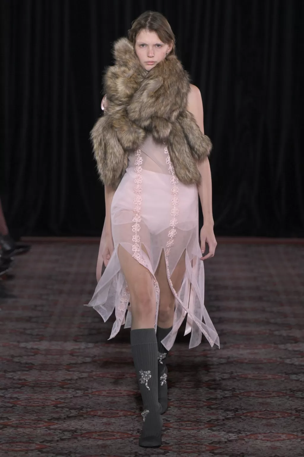 simone-rocha-fall-25-6-24225.webp