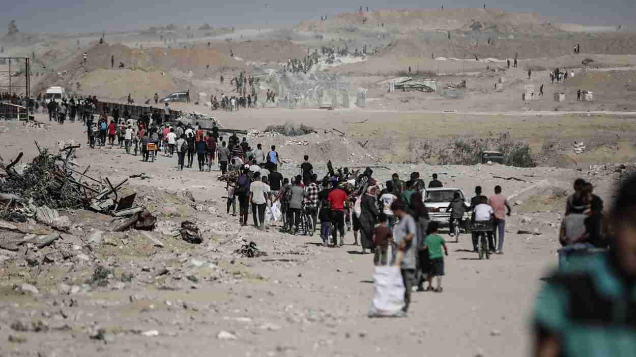 Desplazamientos con cautela tras el acuerdo para el alto el fuego en Gaza