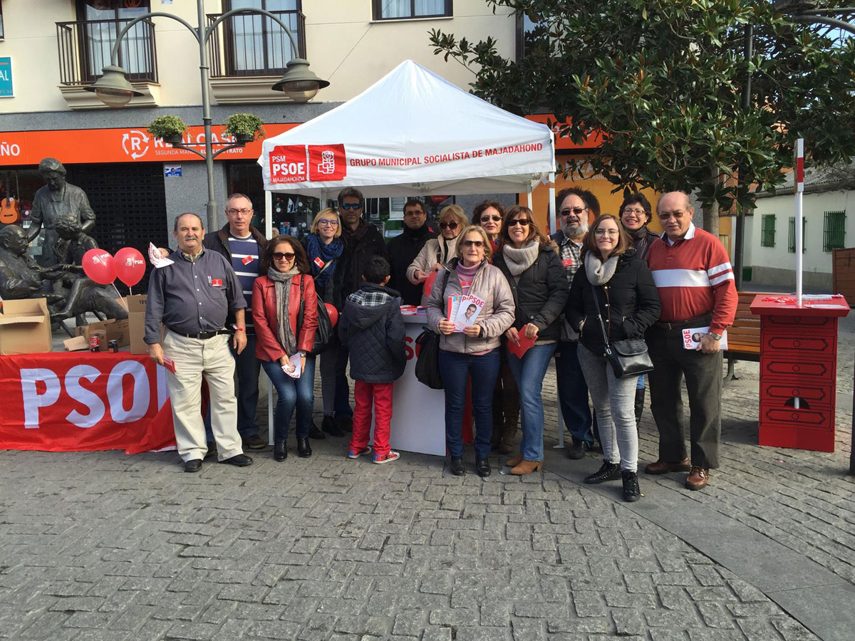 Acto del PSOE de Majadahonda en las campaña electoral de las elecciones generales del 20D