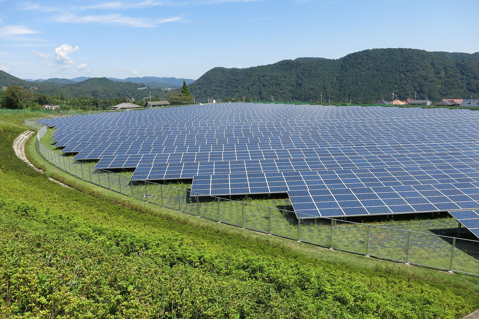 La energía fotovoltaica avanza y se abarata