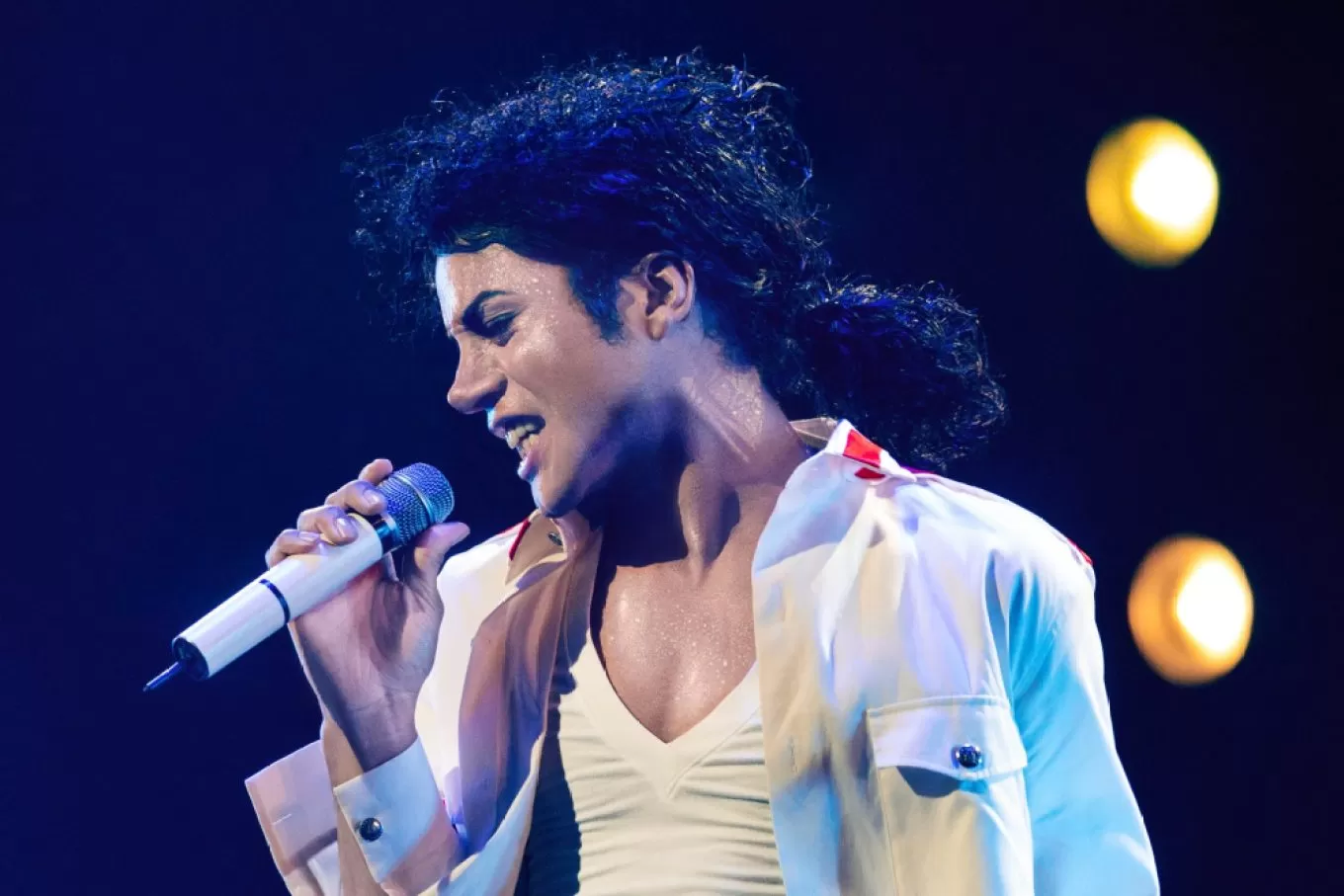 Michael-Jackson-cover-26525.webp