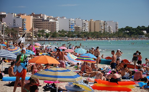 Turismo, Baleares, salarios bajos, empleo precario