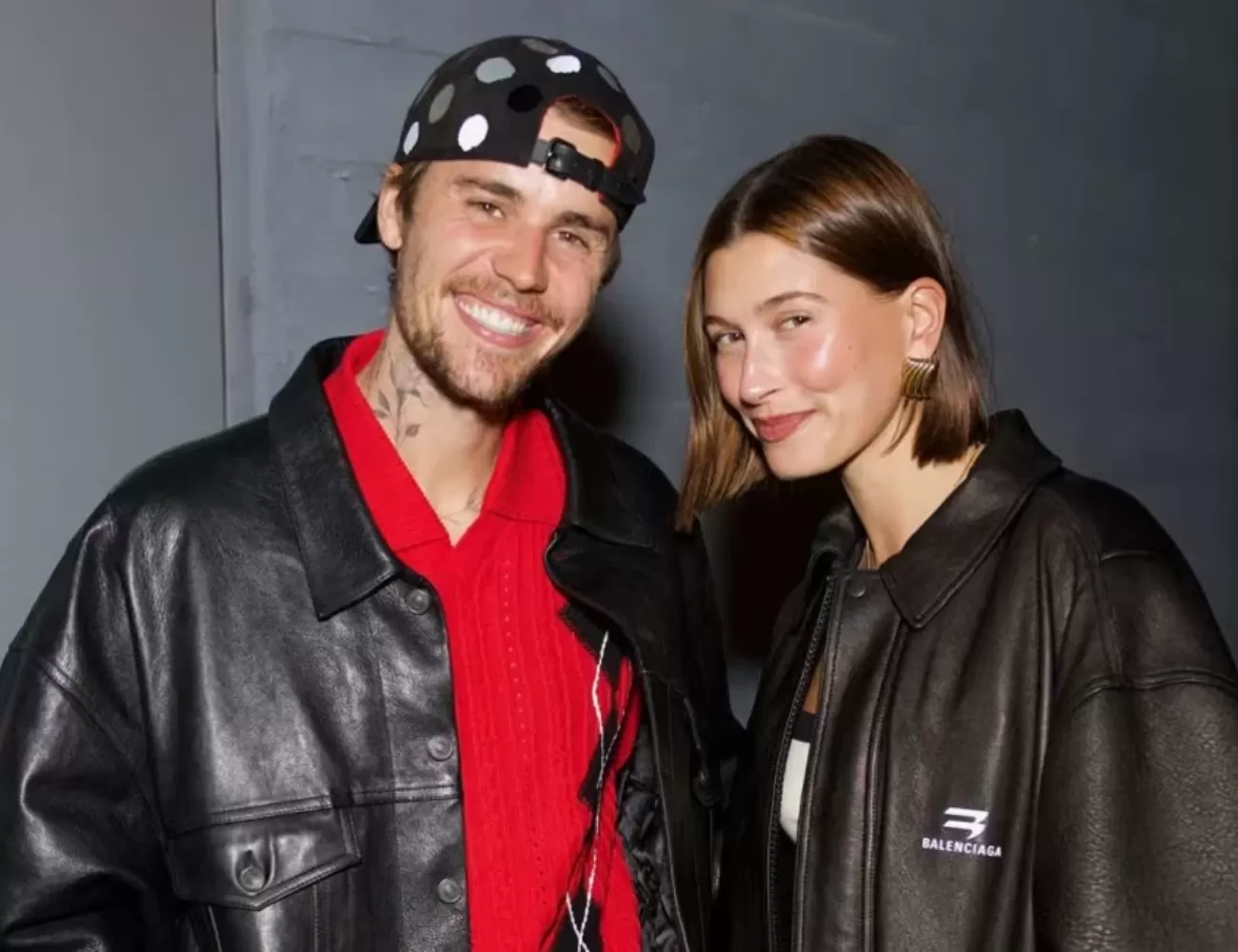 justin bieber-hailey bieber-cover 7725-4.webp