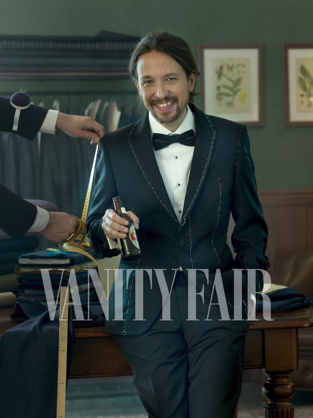 Posado de Pablo Iglesias con esmoquin para Vanity Fair
