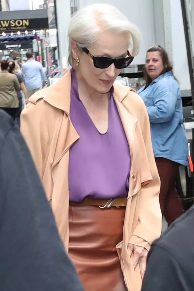 meryl-streep-filming-devil-wears-prada-1-24725.webp