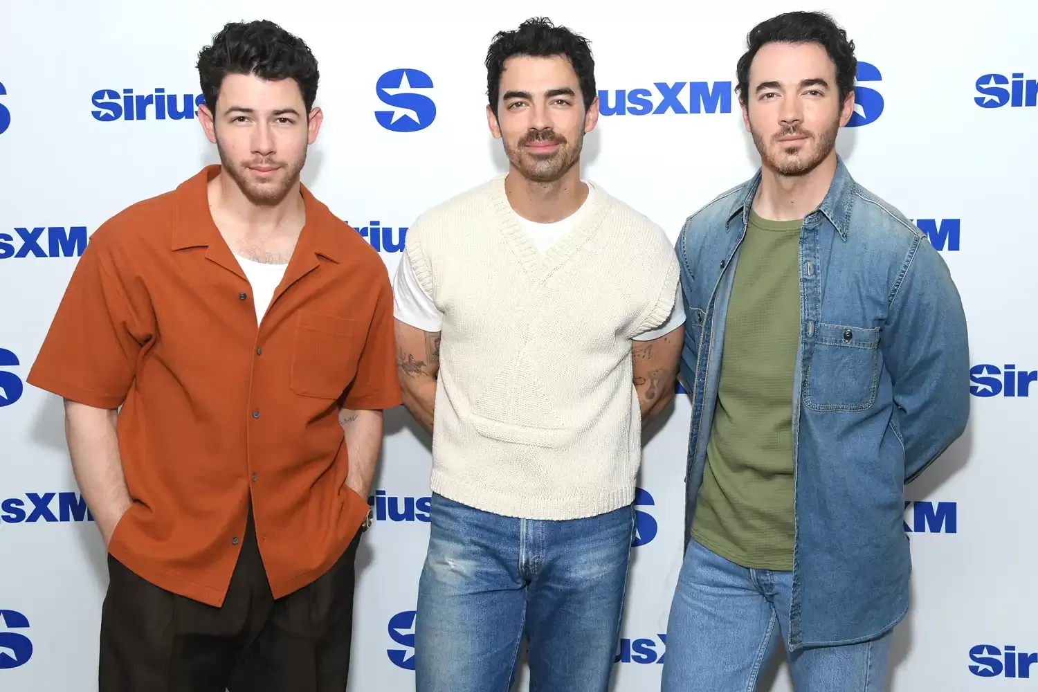 Nick-Jonas-Joe-Jonas-and-Kevin-Jonas-of-the-band-Jonas-Brothers-visit-SiriusXM-Studios-1-29725.webp