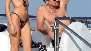 Leonardo-DiCaprio-Vittoria-Ceretti-2-18825.webp