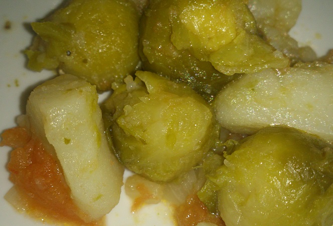 Coles de Bruselas y riñones al Jerez con arroz blanco
