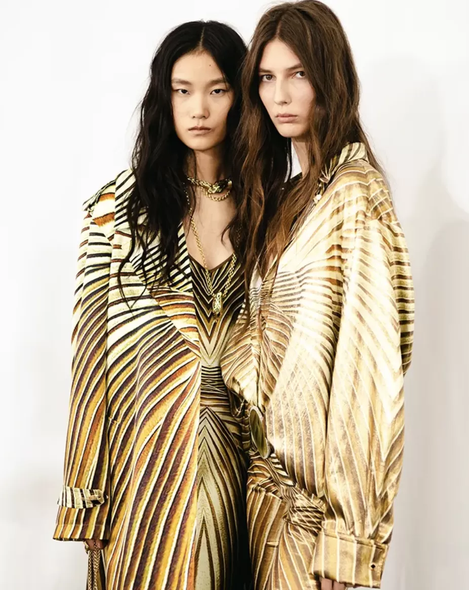Backstage-Roberto-Cavalli-SS26-7-31025.webp