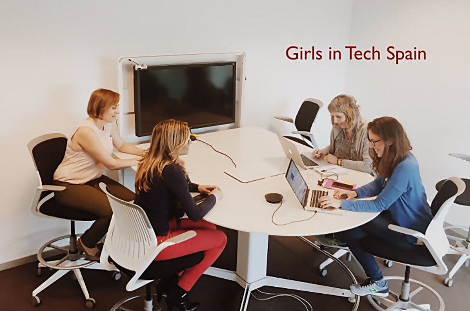 Las fundadoras de Girls in Tech España centran parte de su trabajo en el impulso entre las jóvenes del estudio de las disciplinas STEM. 