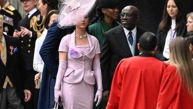 KatyPerry_VivienneWestwood-KingCharlesCoronationCover-scaled.webp