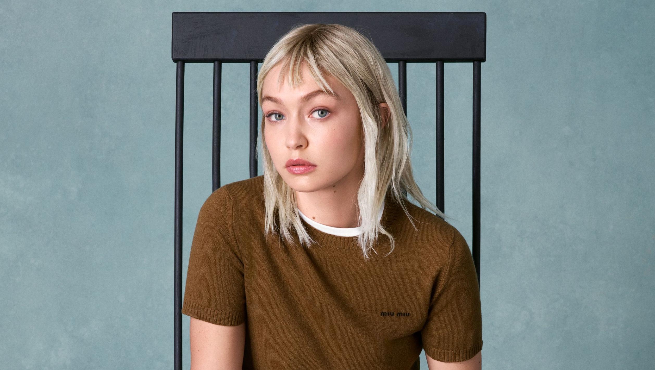 04-miu-miu-bag-campaign-gigi-hadid-arcadie-bag-647d57fa95bc0.jpeg