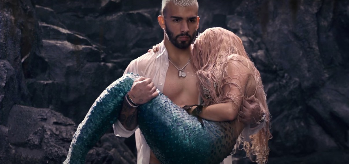 shakira-mermaid-music-video-watch-03.jpeg