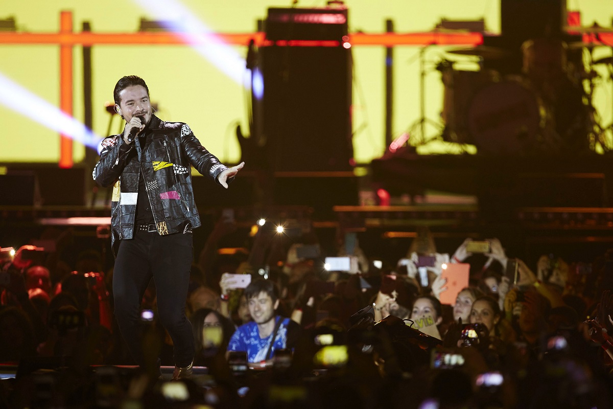 El cantante J Balvin durante un concierto