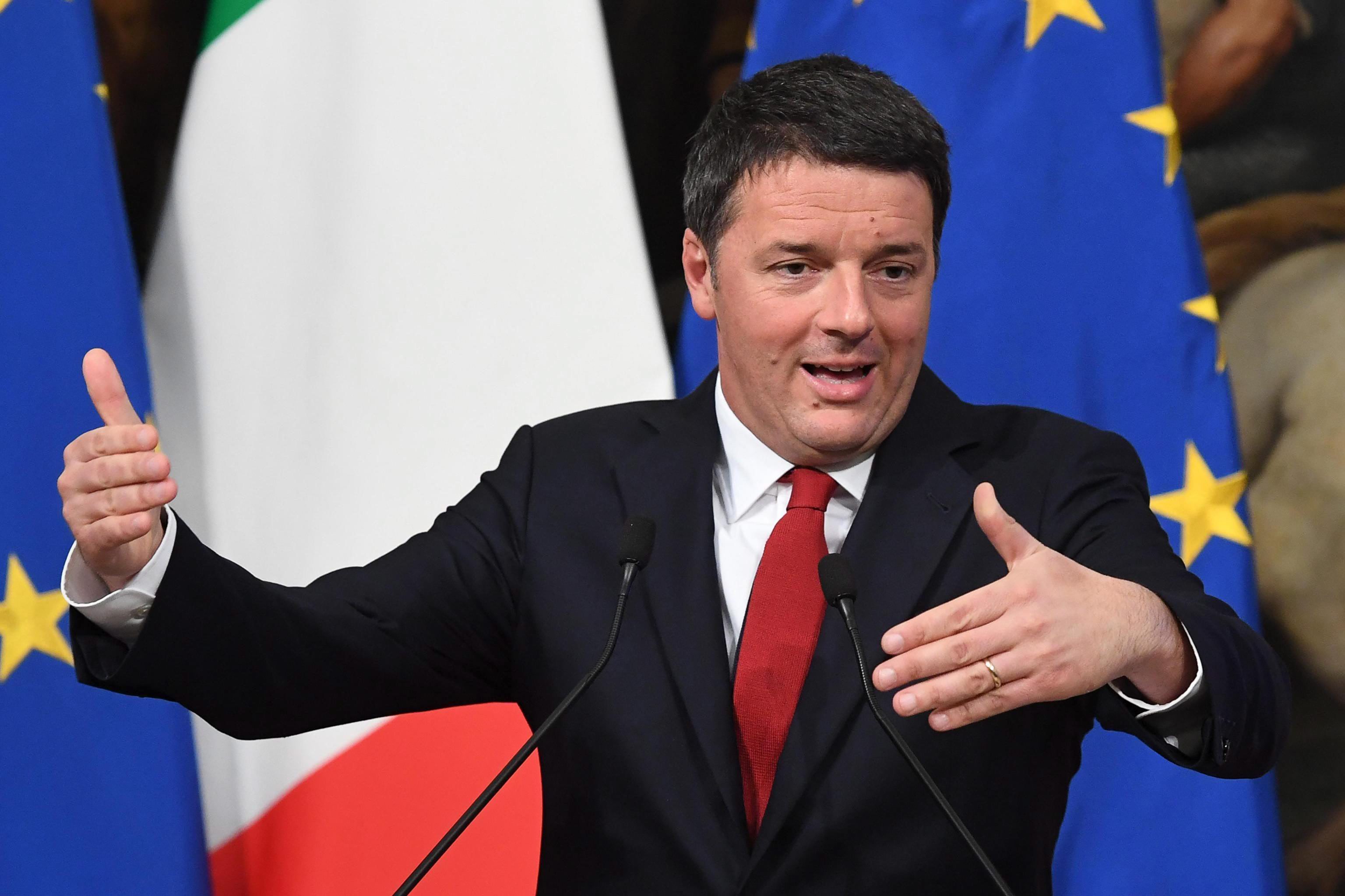 El primer ministro italiano, Matteo Renzi, ofrece una rueda de prensa en Roma.