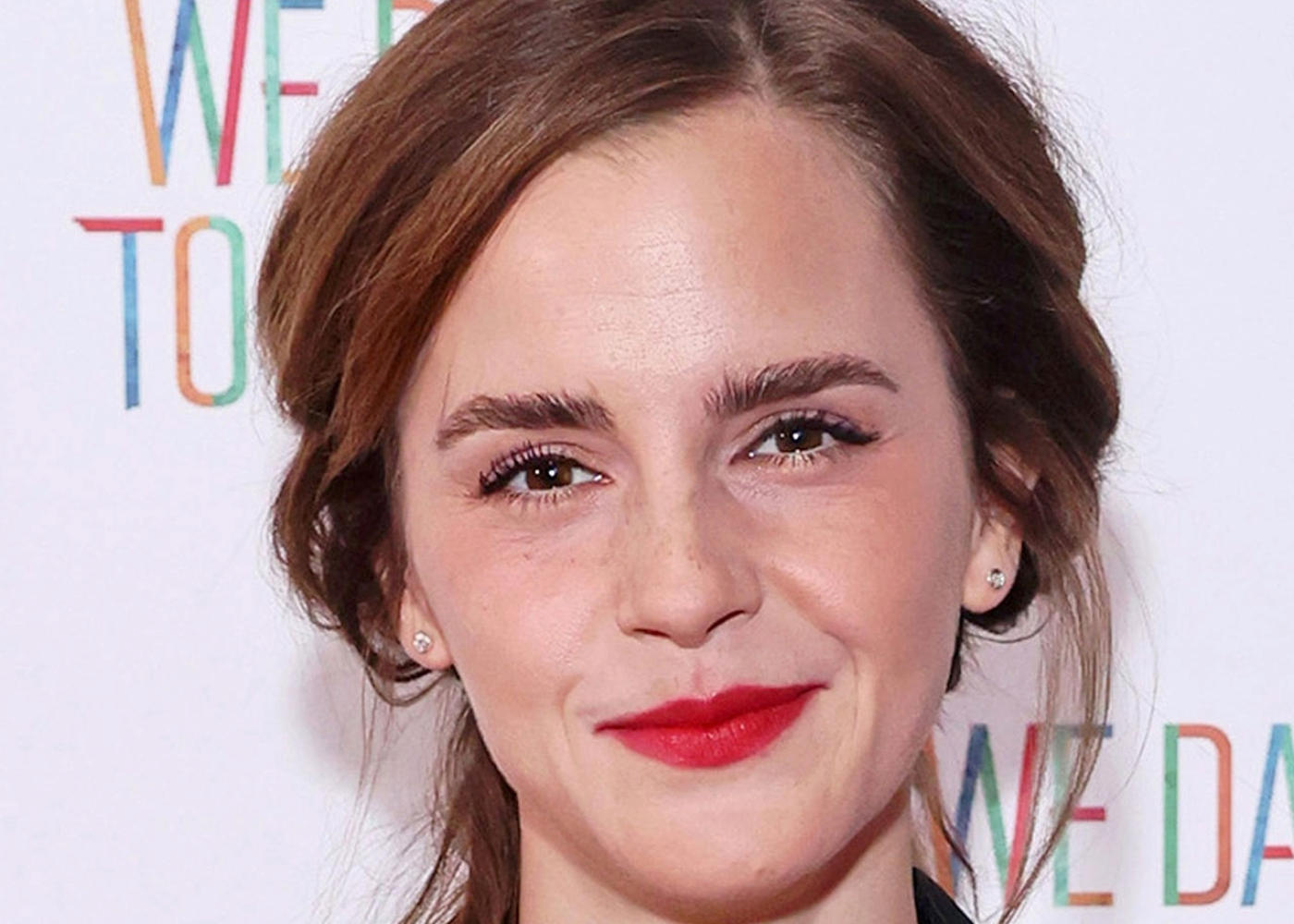 emma-watson-cover-28112023-2.jpeg