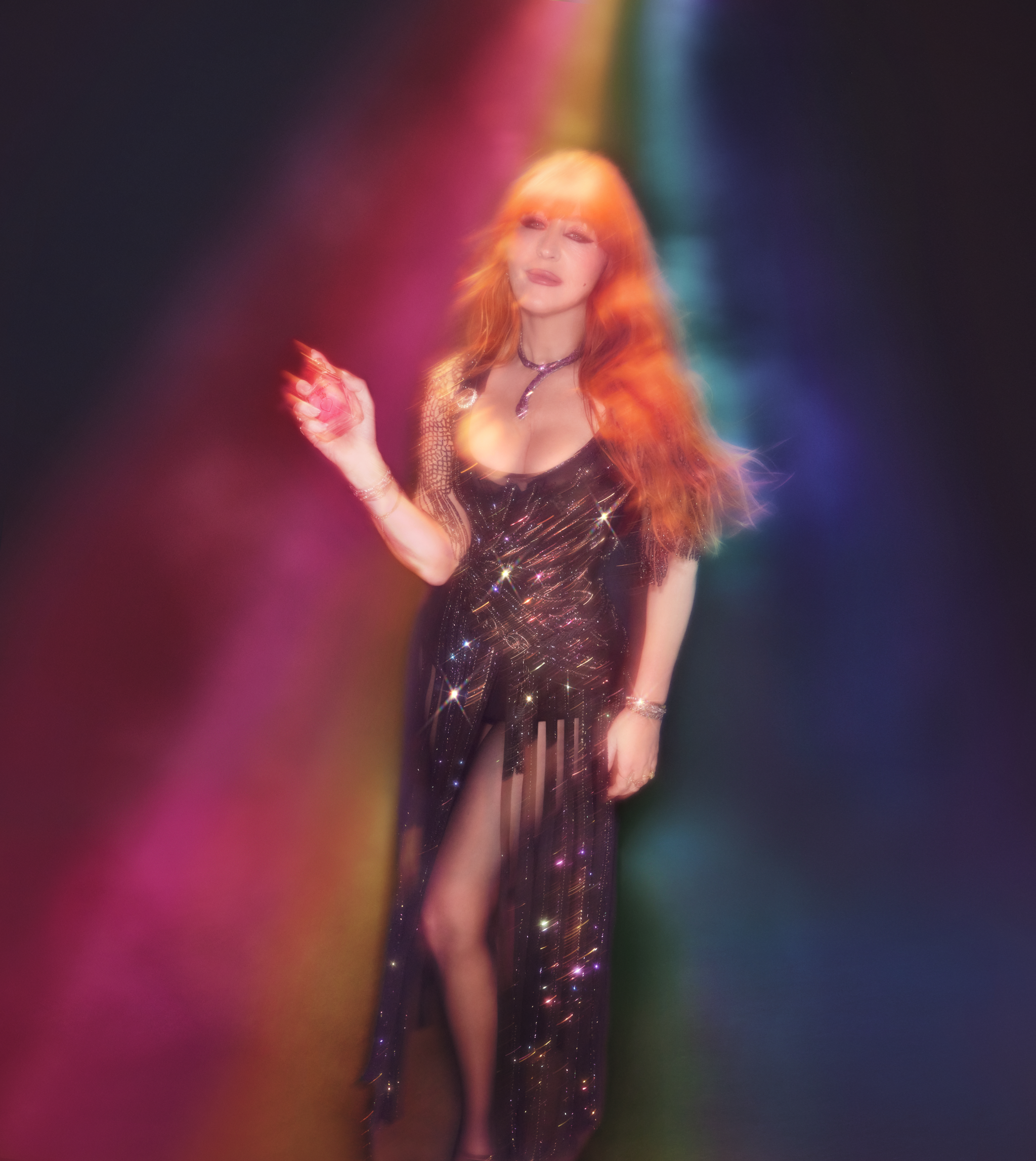 Charlotte Tilbury para la nueva campaña de sus fragancias.
