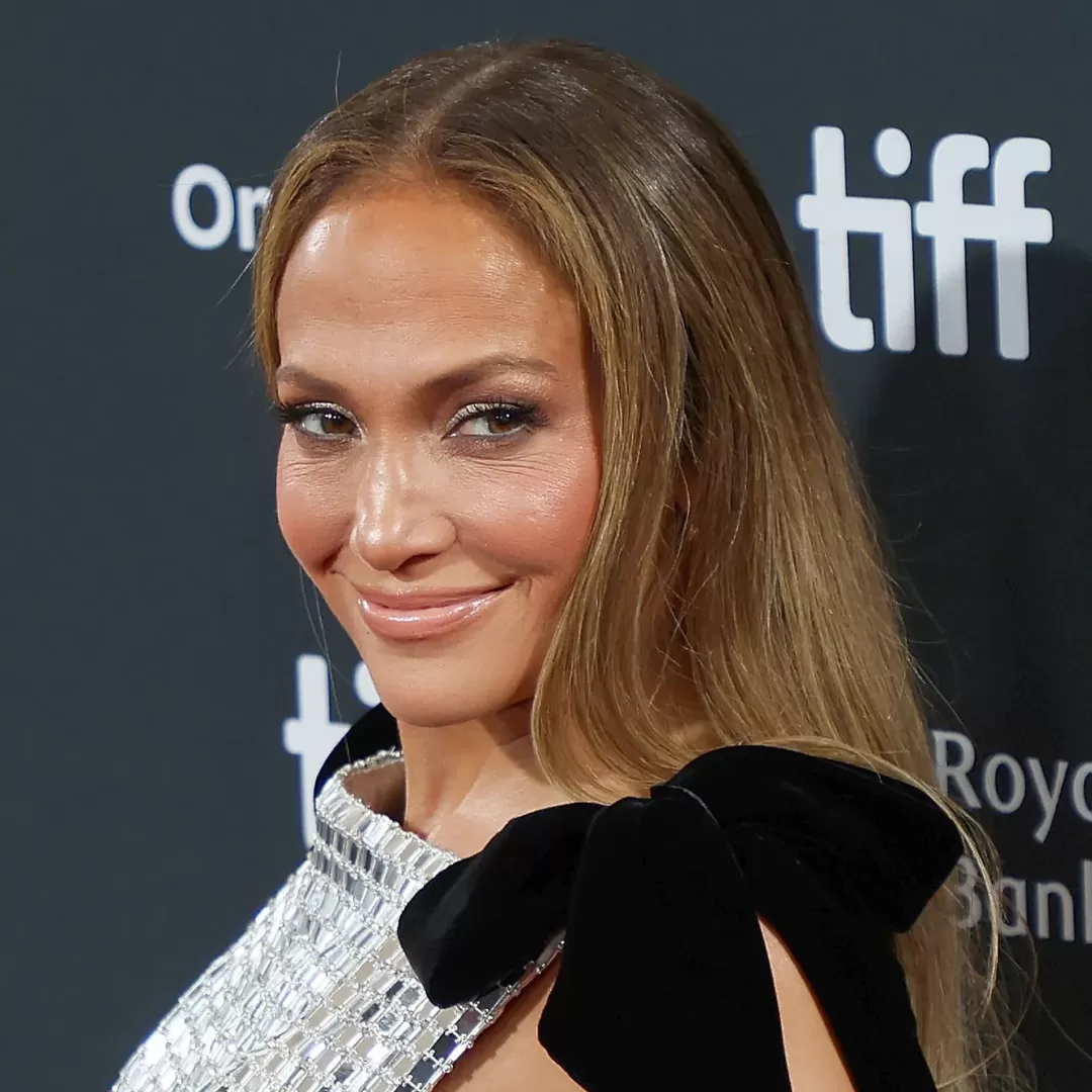 Jennifer lopez-xmagcover-090724.webp