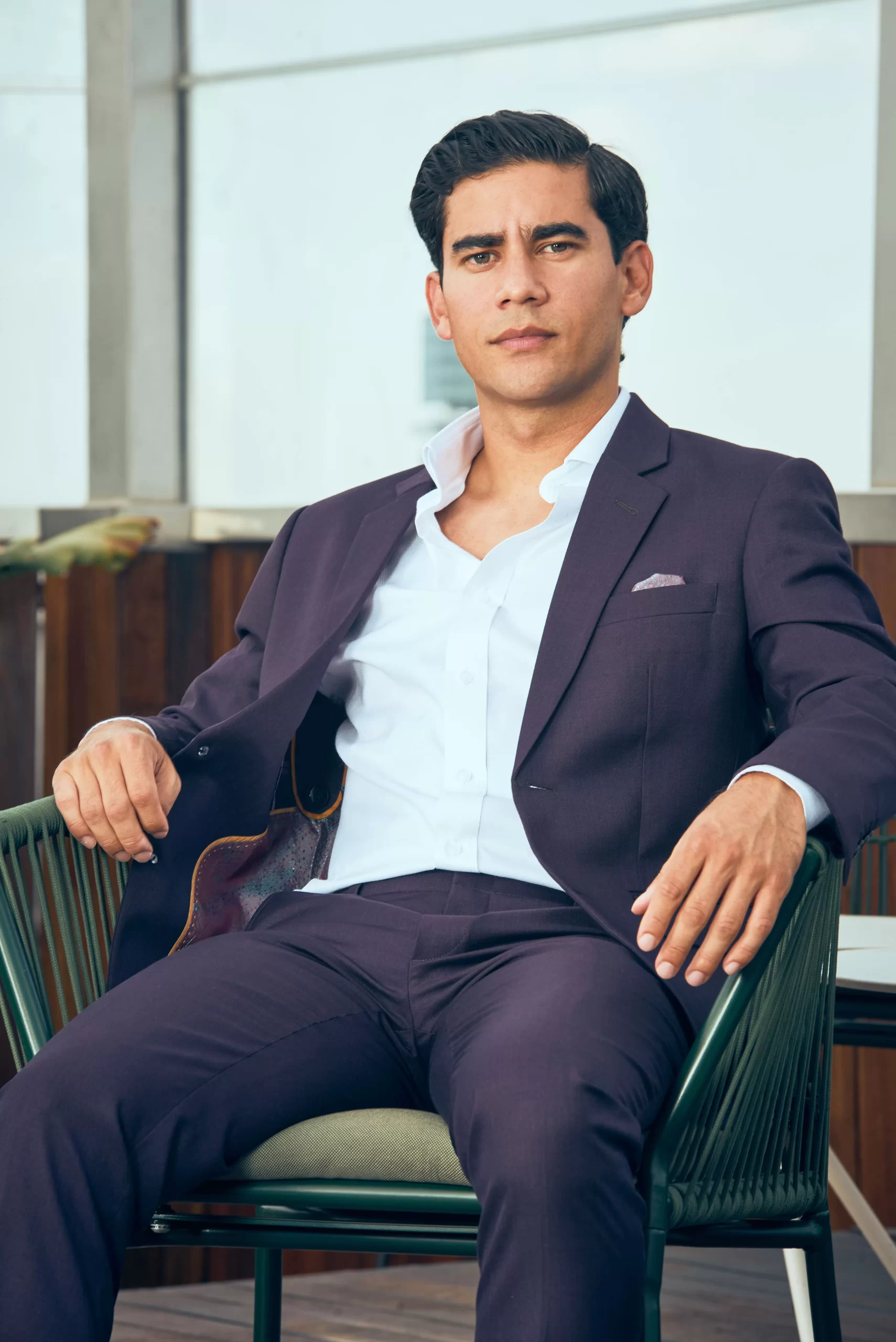 OSCAR GUITIAN xmagcover-110924V1.jpg-scaled.webp